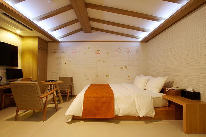 Suwon Orsay Business Hotel Eksteriør billede