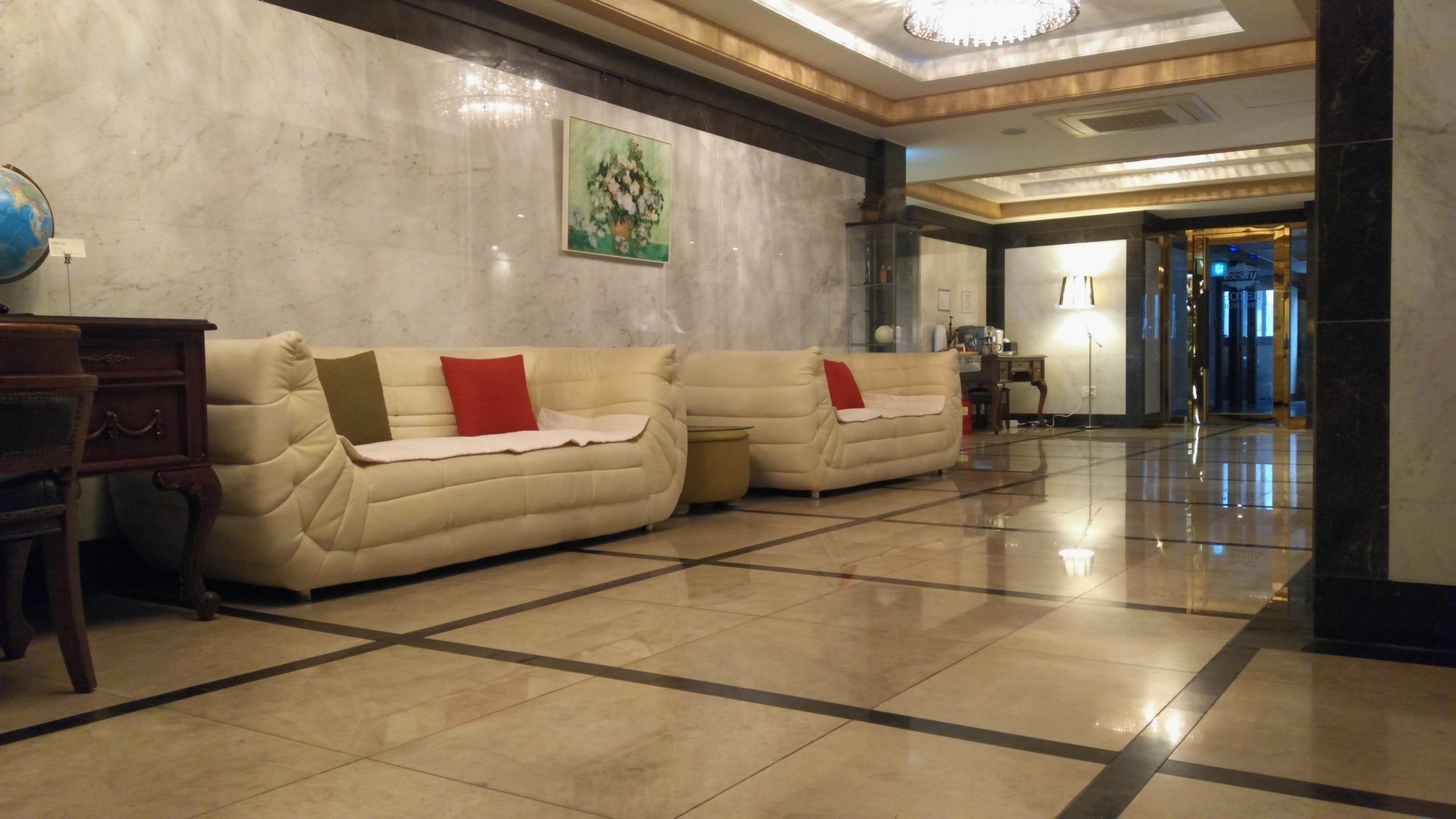 Suwon Orsay Business Hotel Eksteriør billede