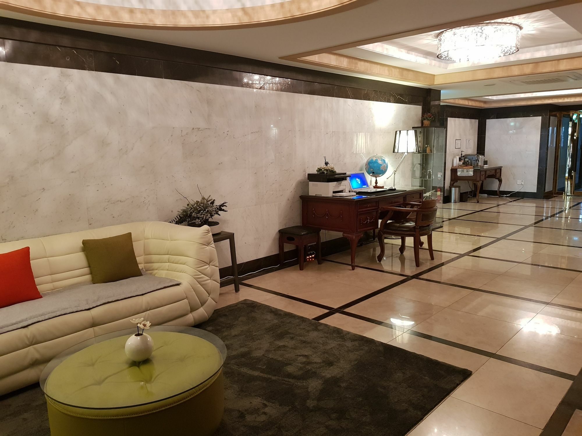 Suwon Orsay Business Hotel Eksteriør billede